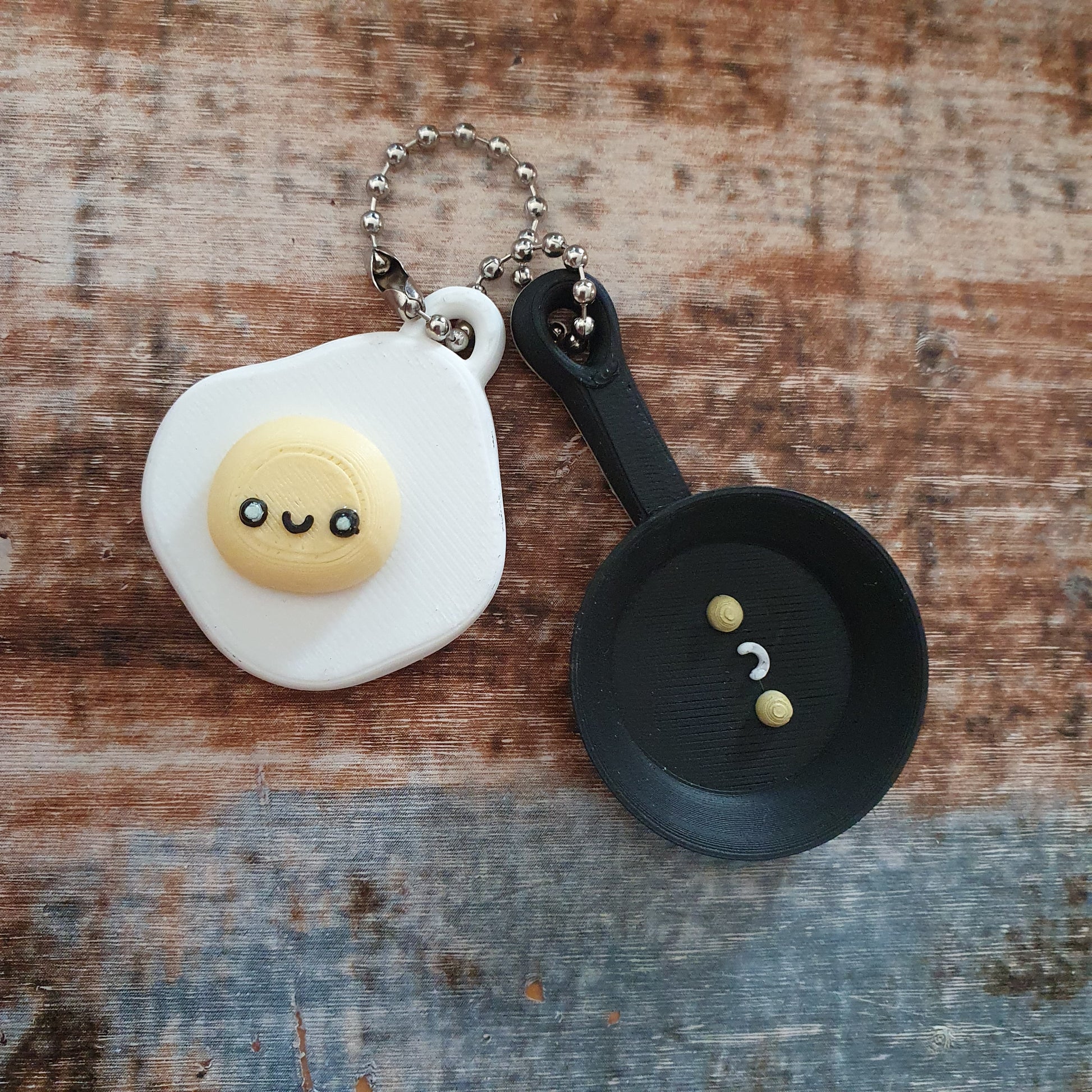 Kawaii Frying Pan & Egg Keychain