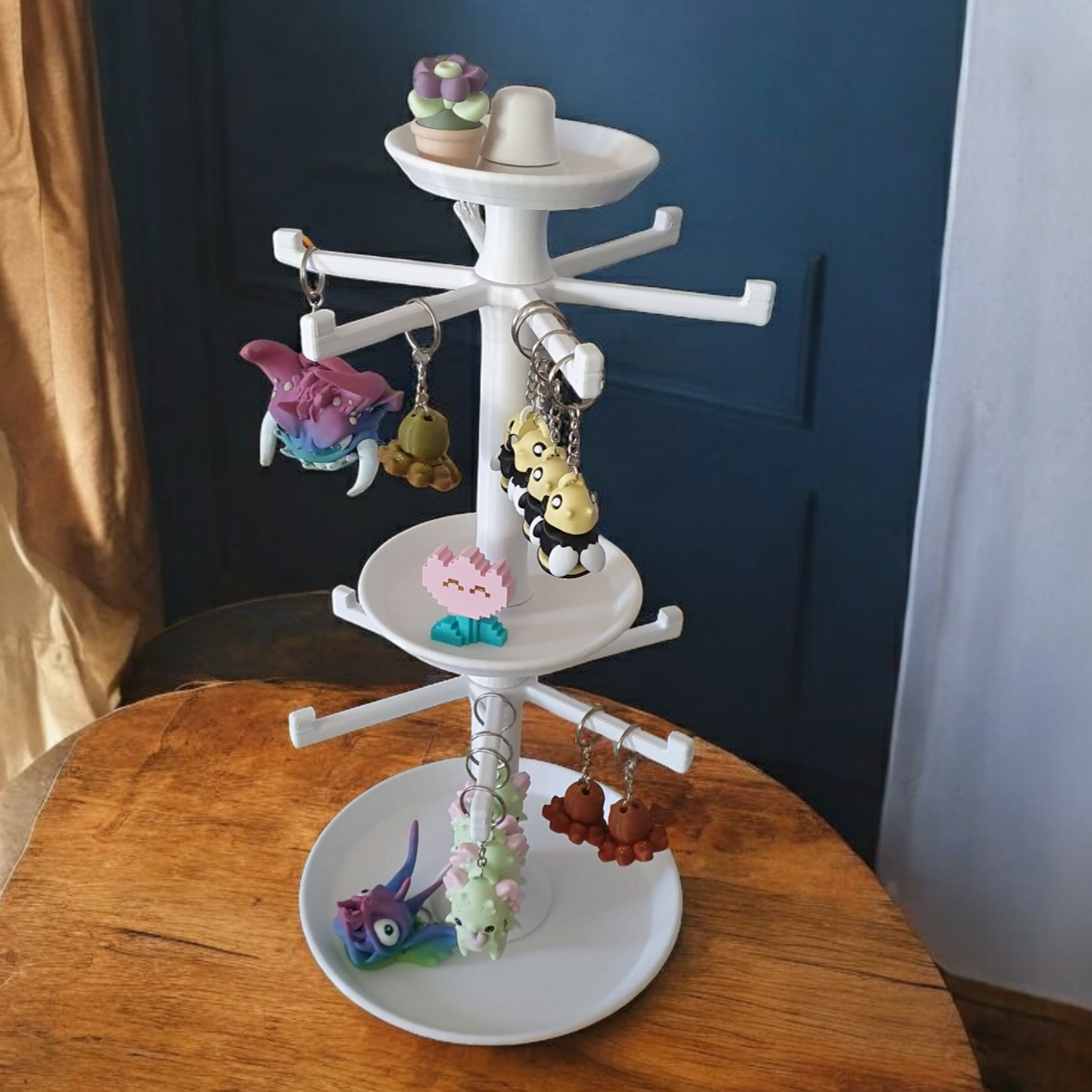 Spinning Jewelry Display Stand2