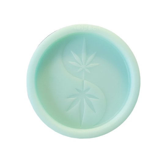 Cannabis Yin Yang Silicone Resin Mould - Keipach